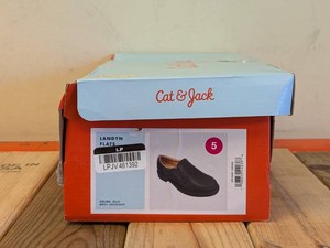 NEW CAT & JACK KIDS LANDYN FLATS SIZE 5 BLACK