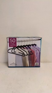 NEW 50 NON-SLIP HANGERS