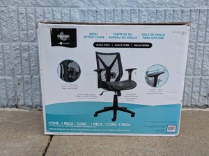NEW BAYSIDE FURNISHINGS MESH OFFICE CHAIR BLACK