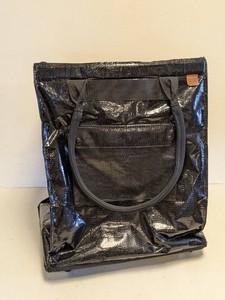 CLEVERMADE COLLAPSIBLE ROLLING TOTE BLACK