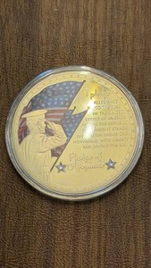 American Pride & Patriotism Pledge of Allegiance Medallion