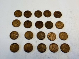 Lincoln Wheat Cents (Lot of 20)