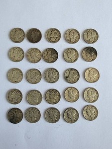 Mercury Dimes Winged Liberty Head Circulated US Silver Coins 1916-1945 (Lot of 25)
