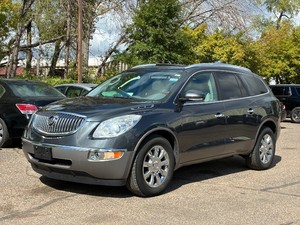 2011 BUICK ENCLAVE CXL-2 1 Owner  All Wheel Drive  No Accidents Reported  3rd Row Seating (NO RESERVE)