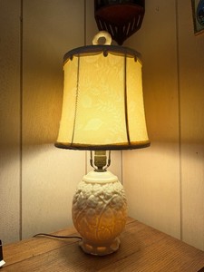 Vintage Aladdin Alacite Glass Glowing Table Lamp wOriginal Finial