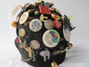 Vintage 1940's Felt Hat FULL of Interesting Pins &amp; Buttons