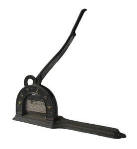 Early Antique GRISWOLD Cast Iron Star Tobacco Cutter
