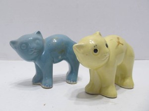 Cute Pair of Mid Century Small Ceramic Cat Planters
