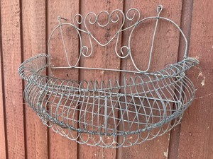 Antique Early 1900s Metal Wire Wall Basket