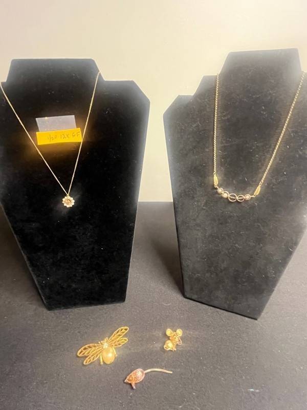 VTG Costume Jewelry - 12K Gold-Filled Necklace (missing stone) & Brooches Mixed Lot