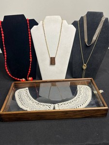 VTG Costume Jewelry & Lace Collar Mixed Lot in Glass & Wooden Display Case