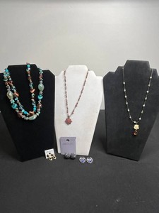 VTG Costume Jewelry - Mixed Necklace & Earring Assortment Inc Jennifer Lopez