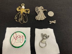 VTG Costume Jewelry Mixed Lot - Angel Brooches, Pin & Joy Ornament