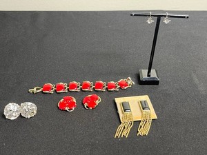 Costume Jewelry - Vintage Lisner, Marvel 925 & Red Bracelet
