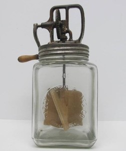 Vintage DAZEY No. 40 Hand Crank Churn