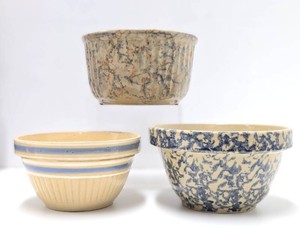 3 Vintage Stoneware Mixing bowls&nbsp
