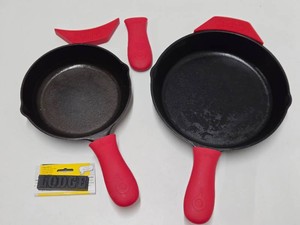 2 Nice Condition LODGE Cast Iron Skillets w Accessories