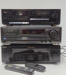 Group of assorted Stereo Equipment - 2 wRemotes