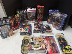 LARGE Collection of Wrestling Action Figures #2