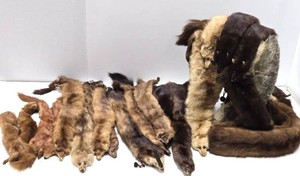LARGE Lot of Vintage Genuine Mink Fur Pelts Scarves etc