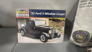 Brand New Sealed Revell 1932 Ford 3 Window Coupe Model