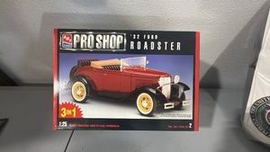Brand New AMT 1932 Roadster Model