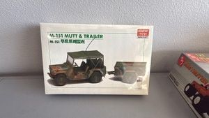 Brand New Sealed Mutt & Trailer Model