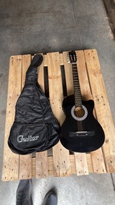 Lagrima Accoustic Guitar and Bag