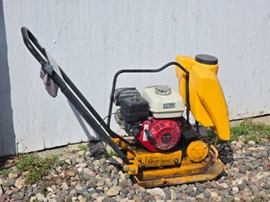 Northern Industrial JPC80WT Plate Compactor with Honda GX160 Engine