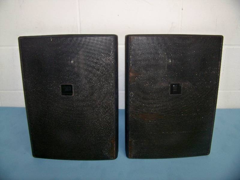 (PAIR) JBL Control 28 8 Two-Way High-Output Indoor  Outdoor  Weatherproof Two-Way Surface-Mounted Pro Audio Loudspeakers