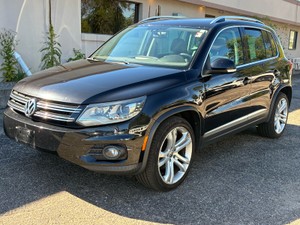 2012 Volkswagen Tiguan SEL  AWD  144K Miles  (NO RESERVE)