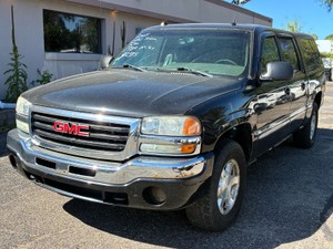 2005 GMC Sierra 1500 SLT  4X4  V8  175K Miles  (NO RESERVE)
