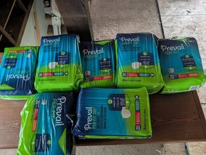 Prevail PER-FIT 360 Adult Briefs Size 1 & Medium (Lot of 7)