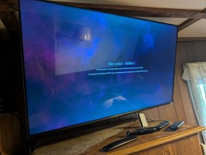 Vizio D43fM-K04 Television With Remote & Wall-Mount Bracket