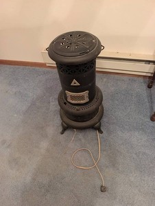 Vintage Perfection Smokeless Oil Heater