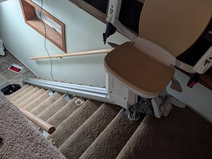 Acorn Stair Lift Chair & Rail Assembly