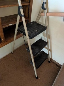 Three-Step Folding Step Ladder