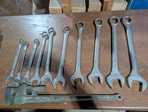 Vintage Thorsen 10pc Wrench Set & Bench Vise Mixed Lot