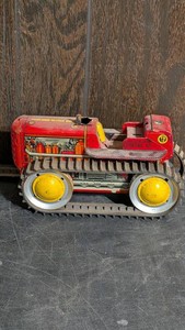 Vintage Lithographed Tin Toy Tractor Diesel 12