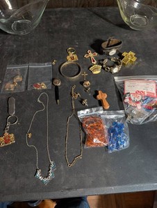 Mixed Costume Jewelry, Watches & Religious Collectibles