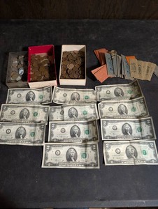 Vintage Mixed Lot U.S. Currency, Coins & Tokens