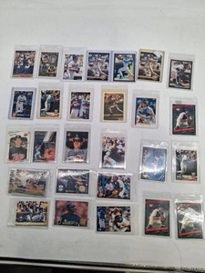 Vintage Mike Piazza & Baseball Card Mixed Lot