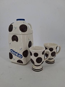 Oreo Ceramic Cookie Jar & 2 Mugs Set (Lot of 3)