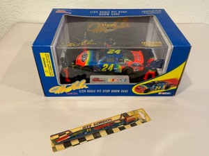 Jeff Gordon #24 Pit Stop Show Case Die-Cast Set In Original Box