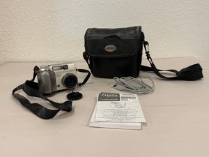 Olympus C-3020 Zoom Digital Camera