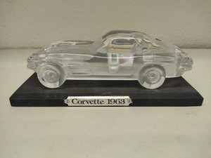 Heavy GlassCrystal Corvette DisplayPaperweight