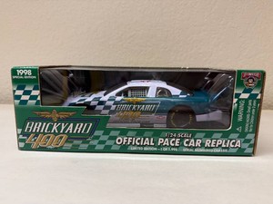 Racing Champions Brickyard 400 1998 Special Edition Official Pace Car Model