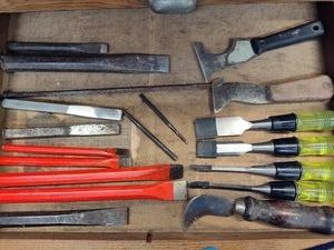 Lot of Assorted Wood Chisels & Scrapers