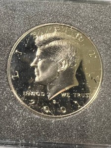 2001-S US PROOF KENNEDY HALF DOLLAR IN CASE
