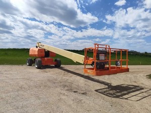2015 JLG Model 800S 4 x 4 Telescopic Boom Lift